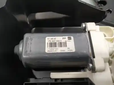 Peça sobressalente para automóvel em segunda mão elevador de vidros dianteiro direito por seat leon 1p1 reference referências oem iam 1p0867436  