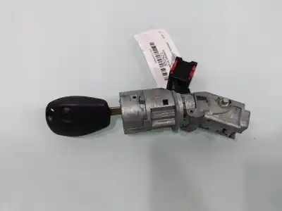 Second-hand car spare part ignition switch for renault clio iii confort dynamique oem iam references 8200214168  