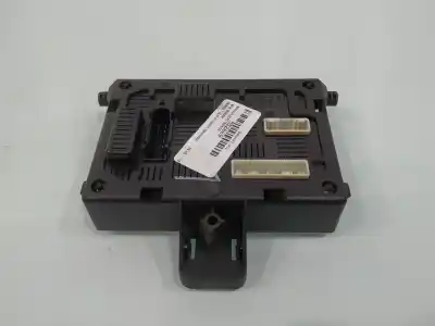 Pezzo di ricambio per auto di seconda mano modulo elettronico per renault clio iii confort dynamique riferimenti oem iam 8200652284  