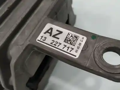 Second-hand car spare part engine support for opel insignia berlina cosmo oem iam references 13227717  