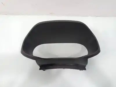 Peça sobressalente para automóvel em segunda mão MOLDAGEM por DACIA SANDERO III STEPWAY EXPRESSION GO Referências OEM IAM 682400967R  