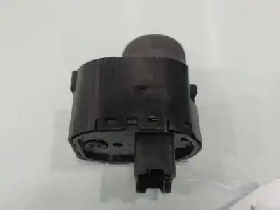 Second-hand car spare part SWITCH for KIA CARENS RS 2.5 CRDi Concept OEM IAM references 932603E100  