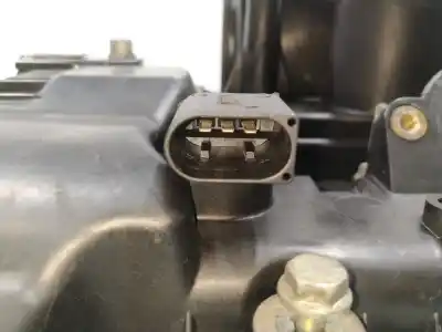 Pezzo di ricambio per auto di seconda mano coperchio bilanciere per bmw serie 7 e65 e66 730d riferimenti oem iam 111277893959  