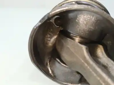 Second-hand car spare part piston for bmw serie 7 e65 e66 730d oem iam references 512  