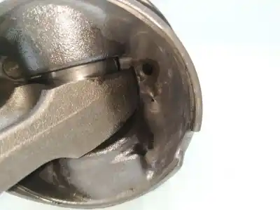 Second-hand car spare part piston for bmw serie 7 e65 e66 730d oem iam references 512  