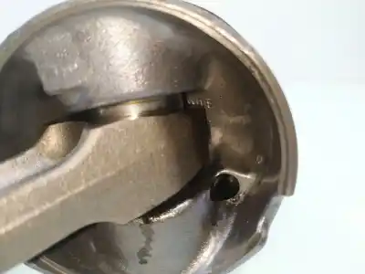 Second-hand car spare part piston for bmw serie 7 e65 e66 730d oem iam references 512  