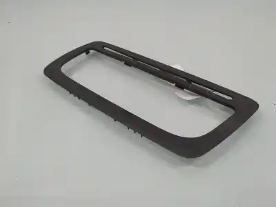 Peça sobressalente para automóvel em segunda mão moldagem por seat ibiza (6j5) reference referências oem iam 6j0858063  