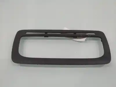 Peça sobressalente para automóvel em segunda mão moldagem por seat ibiza (6j5) reference referências oem iam 6j0858063  
