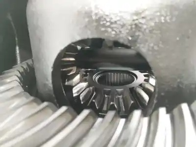 Second-hand car spare part REAR DIFFERENTIAL for KIA CARENS RS 2.5 CRDi Concept OEM IAM references   