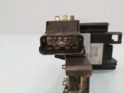 Piesă de schimb auto la mâna a doua panou siguranțe pentru peugeot 3008 confort referințe oem iam 9666527580