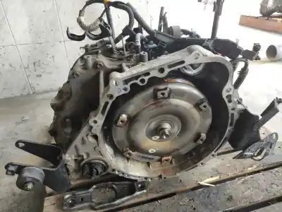 Tweedehands auto-onderdeel VERSNELLINGSBAK voor TOYOTA AVENSIS BERLINA (T25)  OEM IAM-referenties   