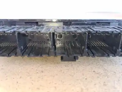 Peça sobressalente para automóvel em segunda mão CENTRALINA DE MOTOR UCE por FORD C-MAX (CB3)  Referências OEM IAM AV6N19G481AE  5WK49778F