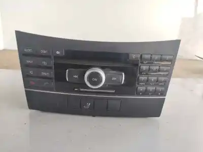 Peça sobressalente para automóvel em segunda mão sistema de áudio / rádio cd por mercedes-benz clase e (w212) lim. e 300 cgi blueefficiency 4-matic (212.080) referências oem iam a2129068800