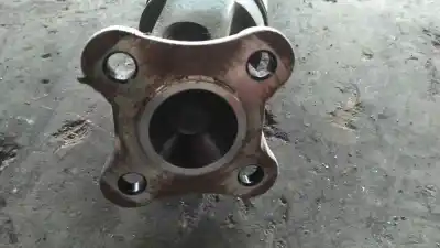 Pezzo di ricambio per auto di seconda mano trasmissione centrale per jeep compass 2.0 crd cat riferimenti oem iam p05273310a  