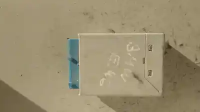 Pezzo di ricambio per auto di seconda mano modulo elettronico per bmw serie 3 berlina (e46) motor 1.8 ltr. - 85 kw 16v riferimenti oem iam 61358366381 05012130 110187