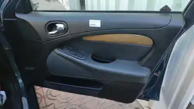 Peça sobressalente para automóvel em segunda mão forra / revestimento da porta dianteira direita por jaguar s-type 4.2 v8 32v referências oem iam 