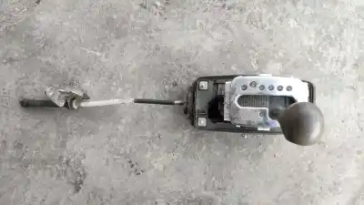 Pezzo di ricambio per auto di seconda mano LEVA DEL CAMBIO per AUDI A4 AVANT (8E)  Riferimenti OEM IAM 8E2713111R  8E1713111R