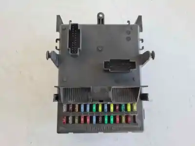 Pièce détachée automobile d'occasion BOÎTES À FUSIBLES pour RENAULT LAGUNA II (BG0)  Références OEM IAM 518832019  8200004201E