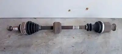 Автозапчастина б/у ПЕРЕДНЯ ПРАВА ТРАНСМІСІЯ для RENAULT CLIO II FASE I (B/CB0)  Посилання на OEM IAM 8200236116  