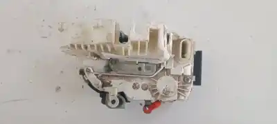 Second-hand car spare part left front door lock for dodge journey 2.0 16v crd cat oem iam references p04589693aa  