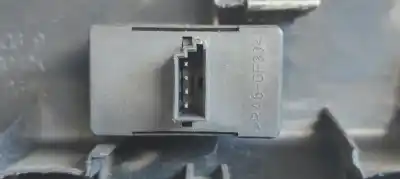 Автозапчасти б/у управление задними правыми стеклами за land rover range rover (lm) td6 vogue ссылки oem iam yuf000072  