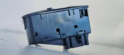 Second-hand car spare part left front power window switch for opel corsa d innovation oem iam references 13258521aa  