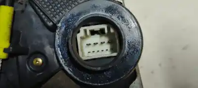 Pezzo di ricambio per auto di seconda mano serratura porta anteriore destra per lexus rx 300 (mcu35) 3.0 v6 cat riferimenti oem iam   