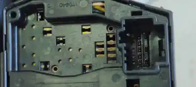 Peça sobressalente para automóvel em segunda mão comutador de piscas  por ford focus berlina (cap) motor 1.8 ltr. - 85 kw tdci turbodiesel cat referências oem iam 17d940a  