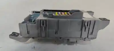 Second-hand car spare part fuse box unit for ford ka (ccu) 1.3 tdci cat oem iam references 00517935210  