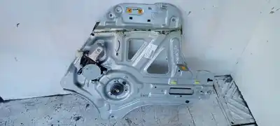 Peça sobressalente para automóvel em segunda mão elevador de vidros dianteiro direito por kia carnival 2.9 crdi cat referências oem iam 824604d000