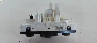 Peça sobressalente para automóvel em segunda mão comando de sofagem (chauffage / ar condicionado)  por renault clio iii 1.4 16v referências oem iam 030966n  