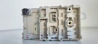 Peça sobressalente para automóvel em segunda mão caixa de fusíveis e relés por toyota rav 4 (a2) 2.0 turbodiesel cat referências oem iam 3c110782