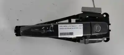 Автозапчастина б/у ліва передня зовнішня ручка для opel astra j lim. selective посилання на oem iam 