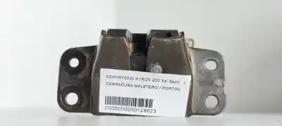 Автозапчасти б/у замок багажника/ворот за ssangyong kyron 200 xdi limited ссылки oem iam 