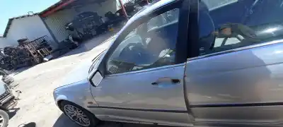 Peça sobressalente para automóvel em segunda mão porta da frente esquerda por bmw serie 3 berlina (e46) 320d referências oem iam 