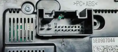 Peça sobressalente para automóvel em segunda mão comando de sofagem (chauffage / ar condicionado) por skoda octavia combi (5e5) ambition referências oem iam 5e0907044  