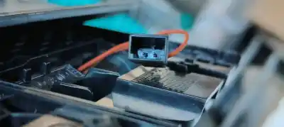 Автозапчасти б/у пепельница за skoda octavia combi (5e5) ambition ссылки oem iam 5e1863077c  