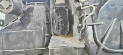 Second-hand car spare part right headlight for audi a4 berlina (8e) 1.9 tdi (96kw) oem iam references 8e0941004f  