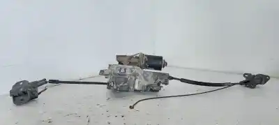 Second-hand car spare part rear left central locking system for kia carnival 2.9 crdi cat oem iam references 834704d101  