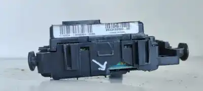 Peça sobressalente para automóvel em segunda mão caixa de fusíveis e relés por citroen c3 motor 1.4 ltr. - 50 kw hdi referências oem iam 964349888000  