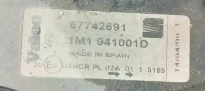 Second-hand car spare part left headlight for seat toledo (1m2) signo oem iam references   