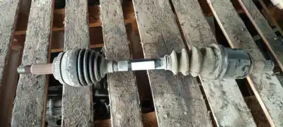 Second-hand car spare part FRONT LEFT TRANSMISSION for TOYOTA COROLLA (E12)  OEM IAM references   