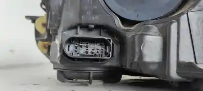 Peça sobressalente para automóvel em segunda mão farol / farolim direito por ford focus lim. (cb8) 2.0 tdci cat referências oem iam bm5113w029sa  