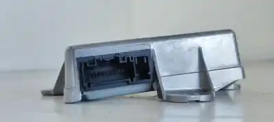 Автозапчастина б/у блок управління подушками безпеки для renault scenic ii 1.5 dci diesel посилання на oem iam 8200412042a  