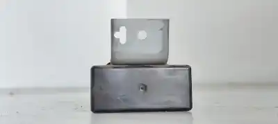 Second-hand car spare part electronic module for toyota corolla (e12) 2.0 d-4d linea sol berlina oem iam references 8865002390  