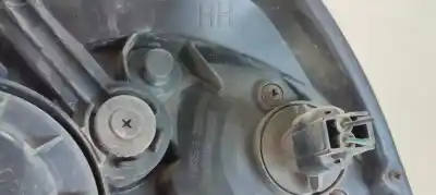 Second-hand car spare part right headlight for kia rio ls berlina oem iam references   