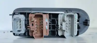 Автозапчасти б/у выключатель левого переднего окна за renault scenic ii emotion ссылки oem iam 156018070  