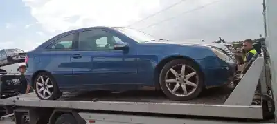 Gebrauchtes Autoersatzteil Kotflügel vorne rechts zum MERCEDES-BENZ CLASE C (W203) SPORTCOUPE  OEM-IAM-Referenzen   