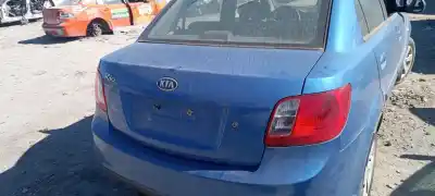 Pezzo di ricambio per auto di seconda mano portellone per kia rio 1.4 active riferimenti oem iam 
