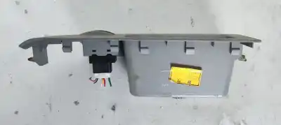 Second-hand car spare part rear left power window switch for kia sorento 2.5 crdi ex oem iam references 478520b112   Second-hand car spare part rear left power window switch for kia sorento 2.5 crdi ex oem iam references 478520b112
